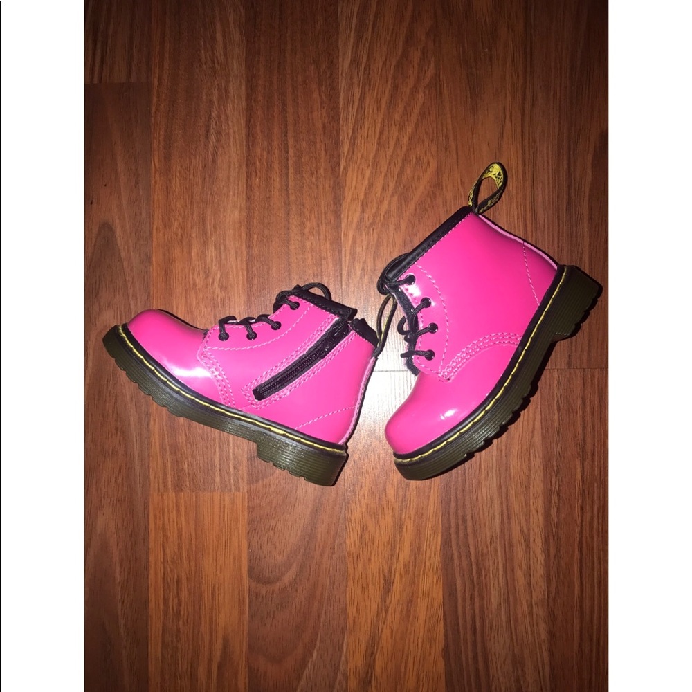 dr martens boots